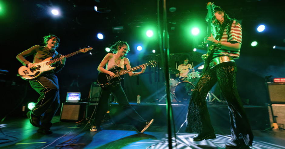 Festivalinfo review: Hinds - 01/03 - Tolhuistuin