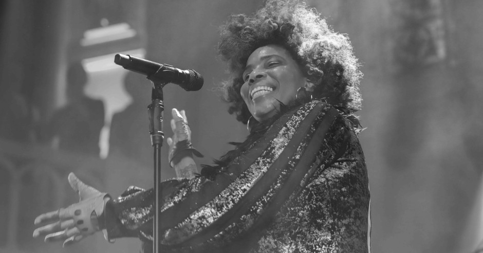 Festivalinfo review: Macy Gray - 22/06 - Paradiso