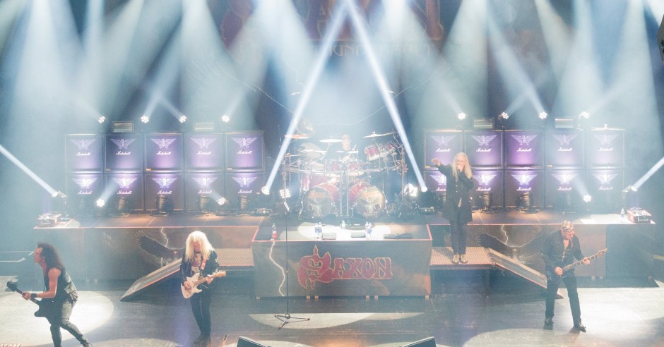 Festivalinfo review: Saxon - 16/10 - TivoliVredenburg