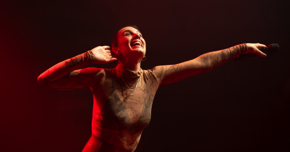 Festivalinfo review: Maan - 30/05 - Paard