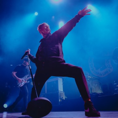 review: Frank Carter & The Rattlesnakes - 09/11 - TivoliVredenburg Frank Carter & The Rattlesnakes
