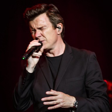 review: Rick Astley -22/09 - TivoliVredenburg Rick Astley