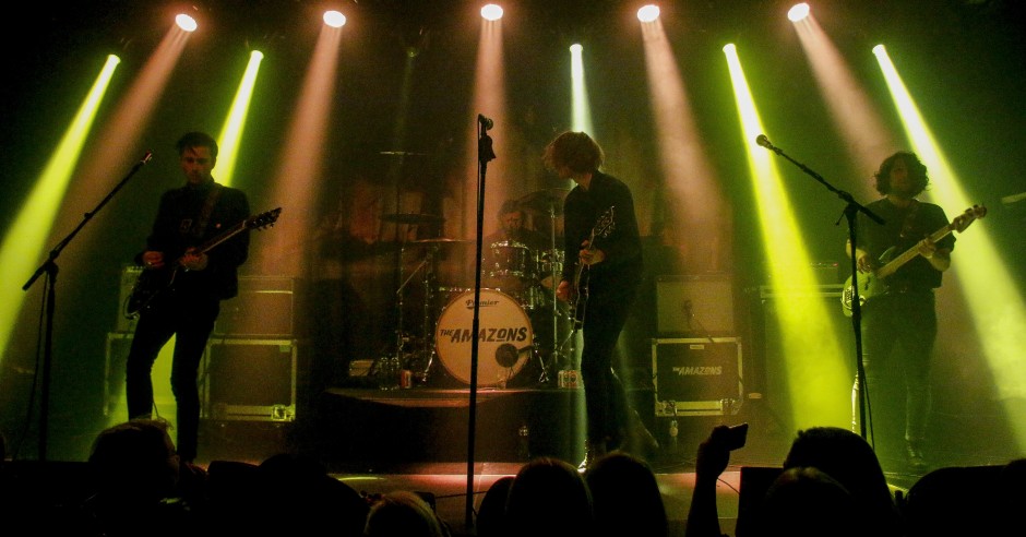 Bekijk de The Amazons - 21/09 - Melkweg foto's