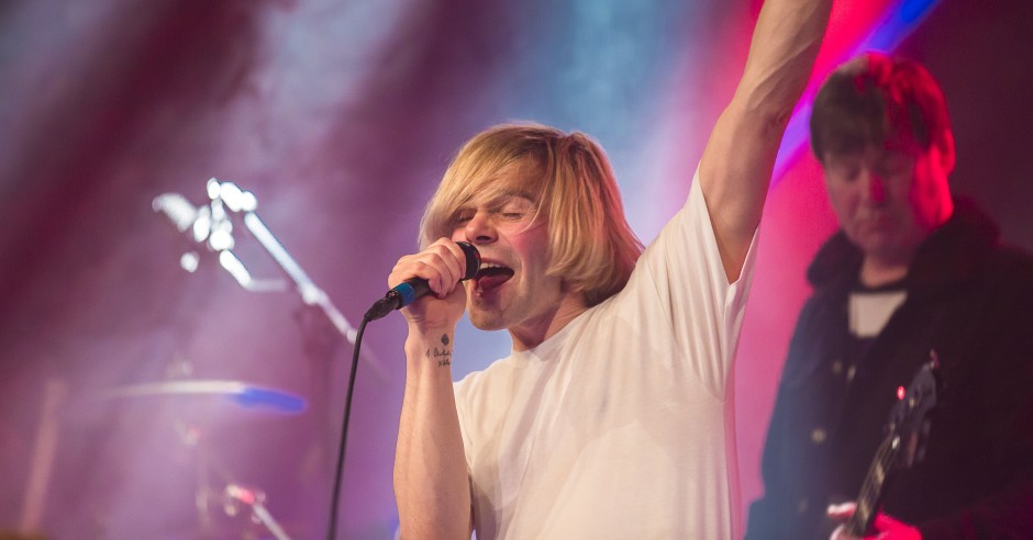 Bekijk de The Charlatans - 17/02 - Paradiso Noord foto's