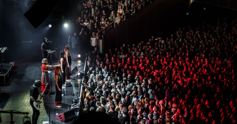 Bekijk de Aurora 17/10 - TivoliVredenburg foto's