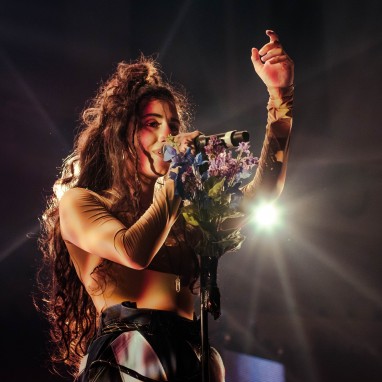 Naaz