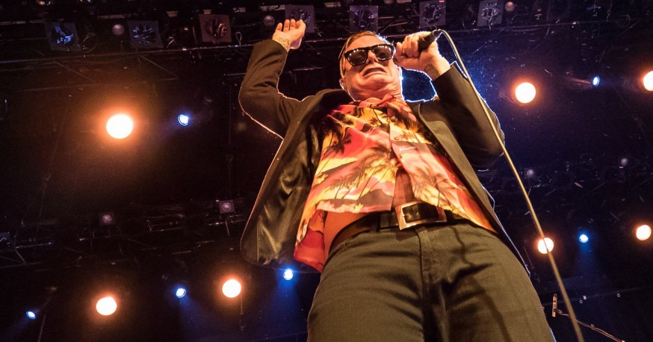 Bekijk de Me First and the Gimme Gimmes - 19/02 - Melkweg foto's