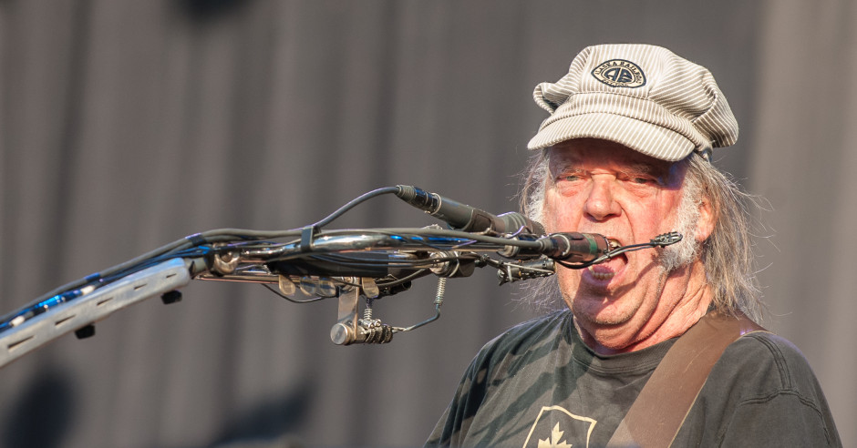 Festivalinfo review: Neil Young - 01/07 - Stadspark Groningen