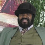 Video: Gregory Porter schuwt politiek niet in zijn muziek