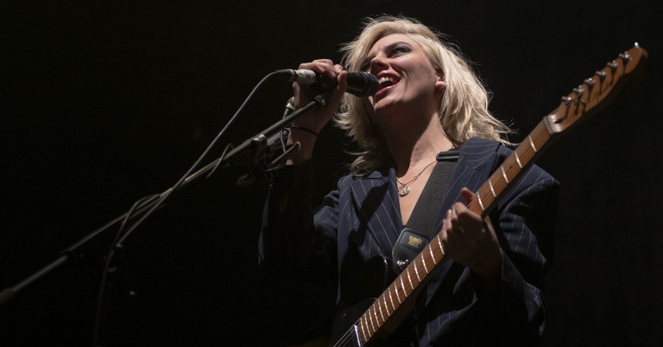 Bekijk de Wolf Alice - 11/12 - TivoliVredenburg foto's
