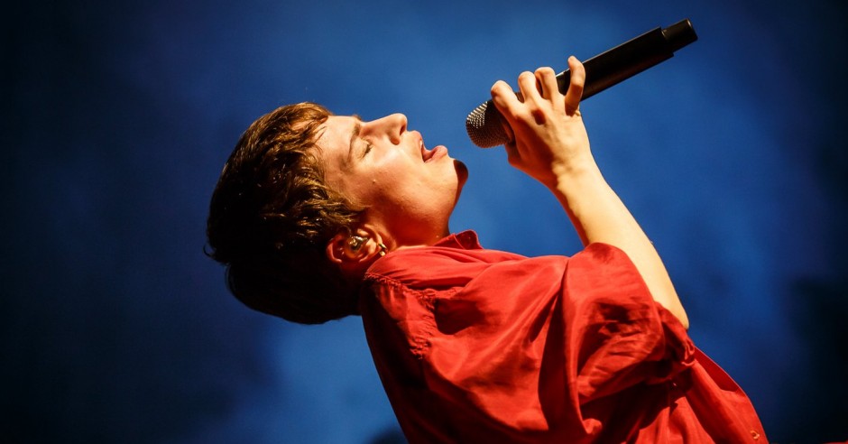 Festivalinfo review: Christine and the Queens - 13/10 - AFAS Live
