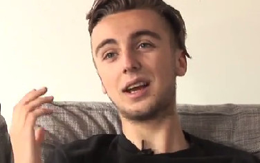 Video: Rapper Ares van 'sukkel' naar voorbeeld