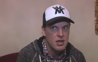 Video: Joe Bonamassa eert blueshelden op live-album
