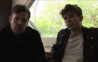 Video: Klaxons willen revanche met Love Frequency