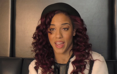 Video: Natalie La Rose: strijd om te overleven in LA