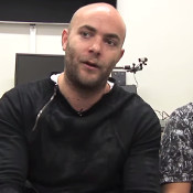 Video: Zelfbewust Showtek in voetsporen top DJ's