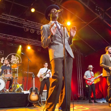 Leon Bridges