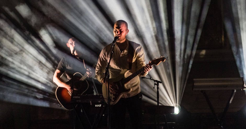 Bekijk de Ásgeir - 21/02 - De Duif foto's