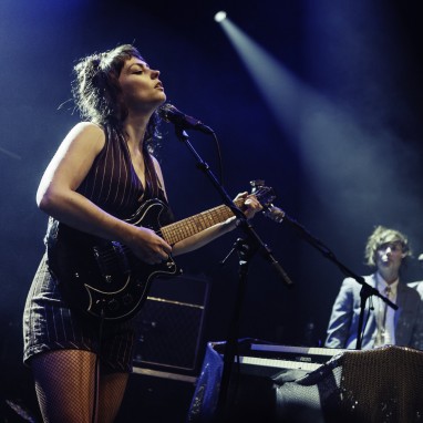 review: Angel Olsen - 25/05 - Tivoli Vredenburg Angel Olsen