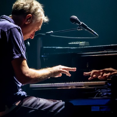 review: Yann Tiersen - 04/03 - TivoliVredenburg Yann Tiersen