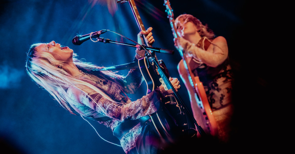 Festivalinfo review: Nieve Ella - 27/02 - Tolhuistuin
