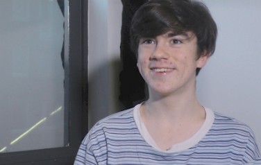 Video: 'Declan McKenna moet zijn beste muziek nog maken'