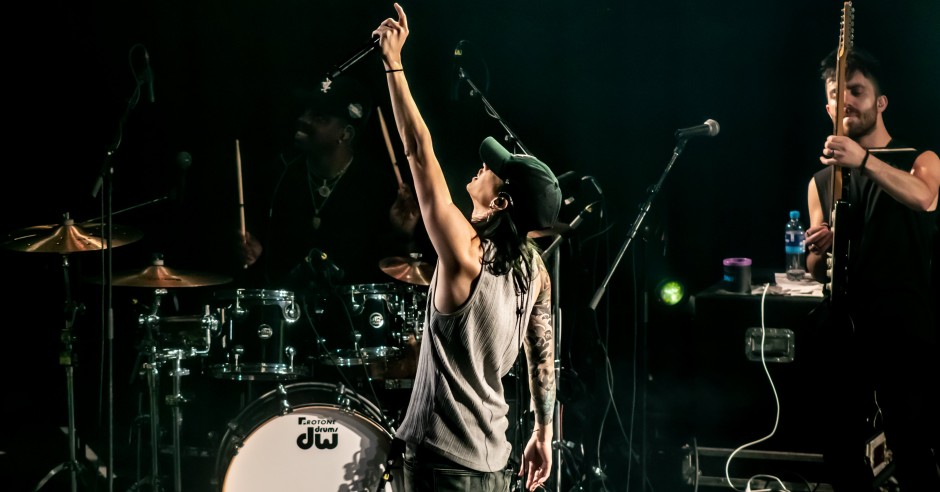 Festivalinfo review: Keshi - 19/04 - Tolhuistuin