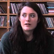 Video: Rachel Sermanni speelt met donkere kant van het leven