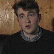 Video: Controlfreak Axel Flόvent werkt het liefst alleen