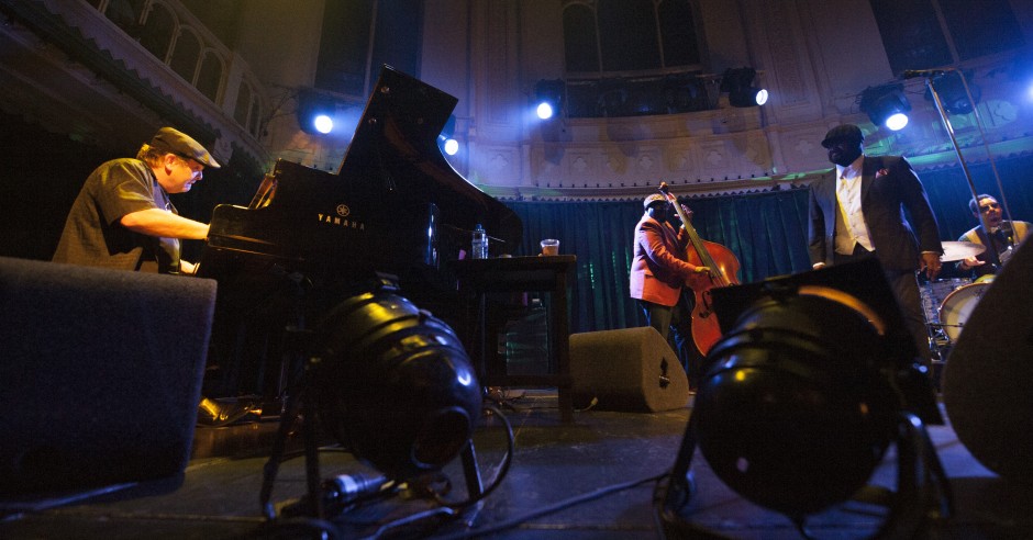 Festivalinfo review: Gregory Porter - 10/10 - Paradiso
