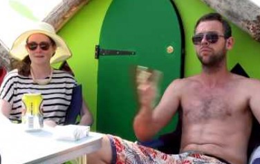 Video: Glamoureuze Lowlanders kamperen in luxe op Gllamcamp