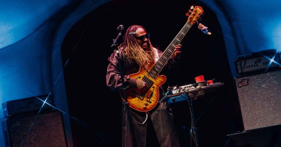 Bekijk de Thundercat - 14/03 - TivoliVredenburg foto's