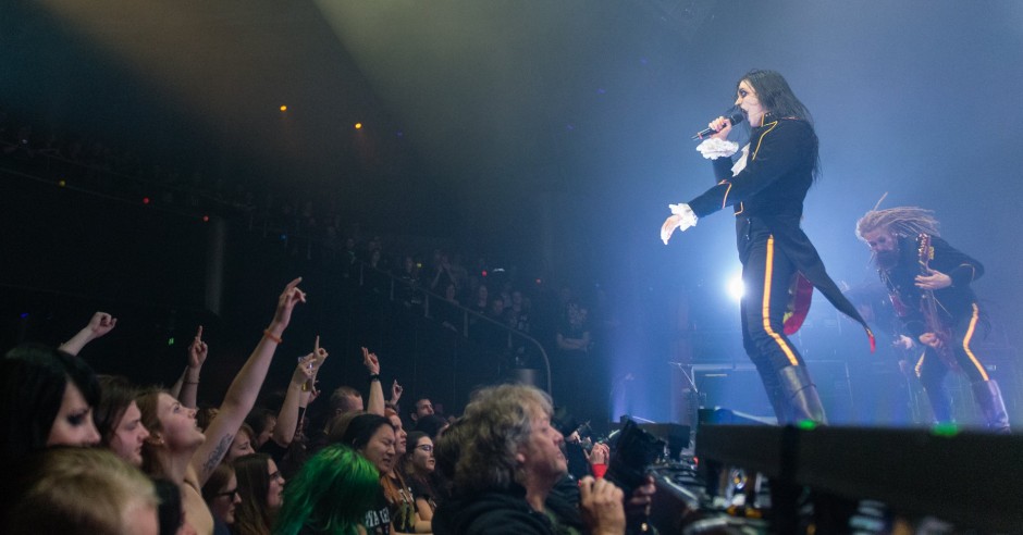 Bekijk de Avatar - 13/03 - TivoliVredenburg foto's