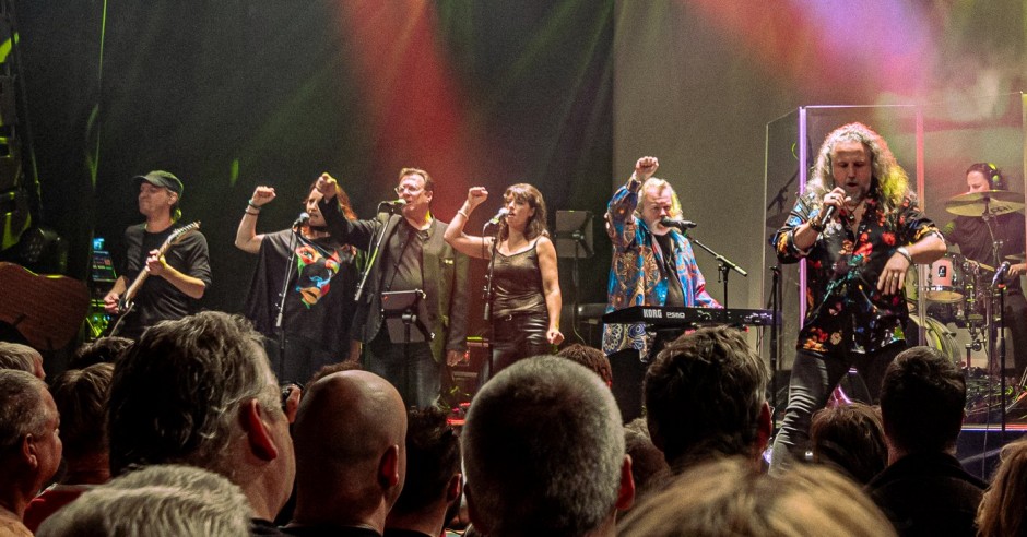 Festivalinfo review: Edward Reekers / The Liberty Project - 04/08 - Boerderij