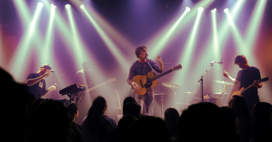 Festivalinfo review: Micha - 30/04 - Melkweg