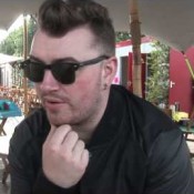 Video: Sam Smith trekt les uit muziek Amy Winehouse
