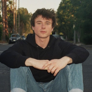 Alec Benjamin