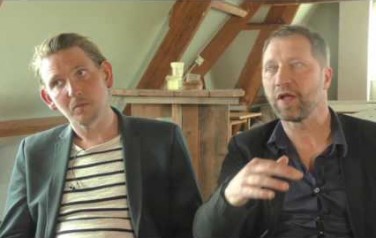 Video: Kraak & Smaak blijft geloven in album-format