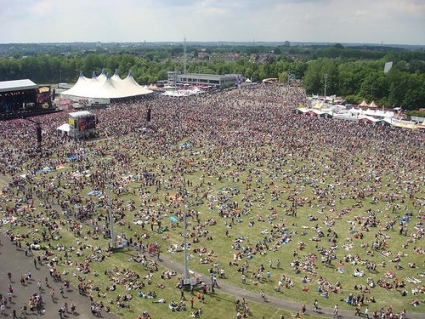 Converse Lowlands Festivalreporter actie 2010 gebruiker foto - AAAA0107