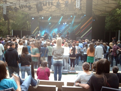 Tegan & Sara Openluchttheater Rivierenhof gebruiker foto - kamperen 002