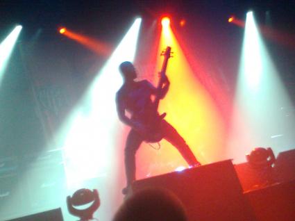 Machine Head Heineken Music Hall gebruiker foto - BLEEDING THROUGH