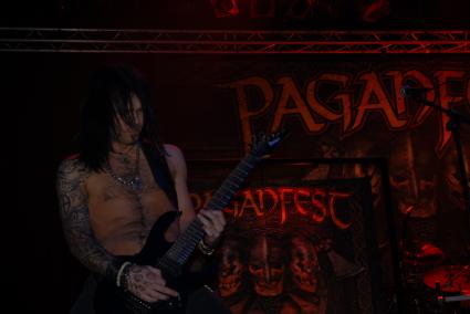 Paganfest 2008: Ensiferum + Korpiklaani 013 gebruiker foto - Ensiferum 03