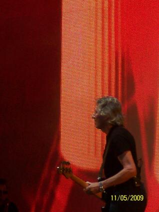 Roger Waters Megaland gebruiker foto - there goes a pig on a wing
