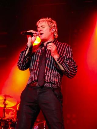 Duran Duran Heineken Music Hall gebruiker foto - John Taylor
