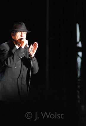Leonard Cohen Westergasfabriek gebruiker foto - Cohen live@Westerpark_1
