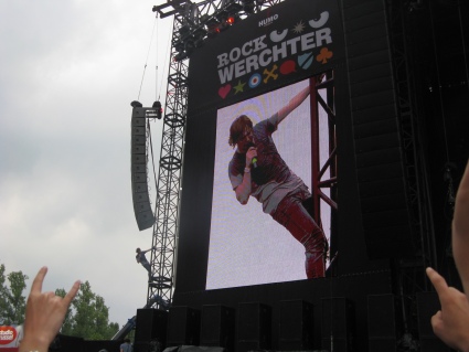 Converse Lowlands Festivalreporter actie 2010 gebruiker foto - HEALTH, LL