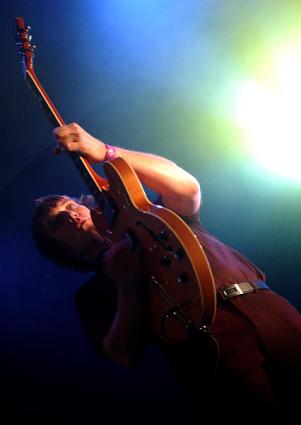 Appelpop 2007 gebruiker foto - ilse met gitaar