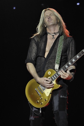 Sweden Rock 2011 gebruiker foto - DUFF MCKAGAN\'S LOADED