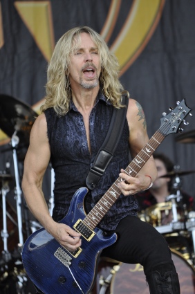 Sweden Rock 2011 gebruiker foto - DUFF MCKAGAN\'S LOADED