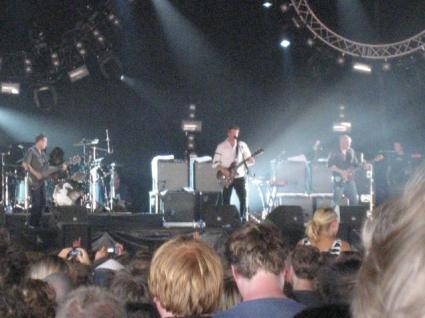 Lowlands 2009 gebruiker foto - EaglesOfDeathMetal01